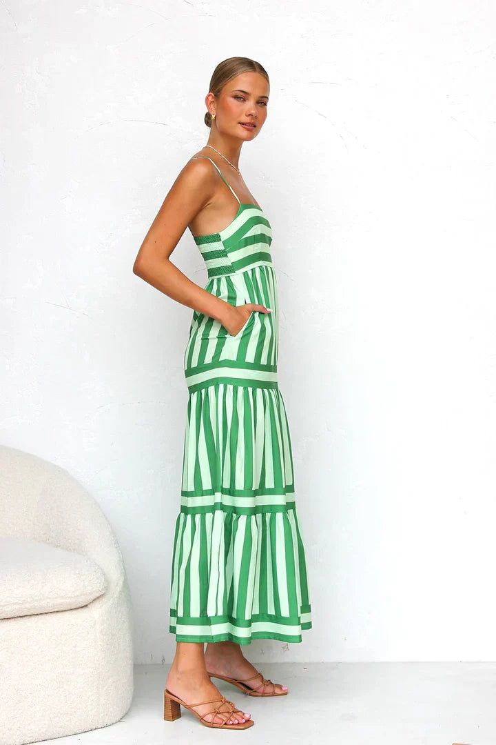 Elegante vestido de rayas | Clara™
